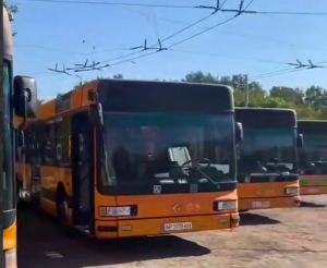 У Запоріжжі оновлюють автопарк: на вулиці виїдуть автобуси з Італії (ВІДЕО)