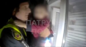 Патрульные показали первые минуты после обстрела Запорожья из РСЗО (ВИДЕО)