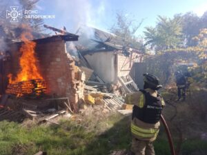 У ДСНС показали наслідки обстрілів на Запоріжжі (ФОТО)