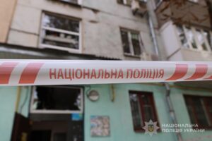 Вибух у під’їзді багатоповерхівки Запоріжжя: поліція розкрила обставини вбивства (ФОТО)