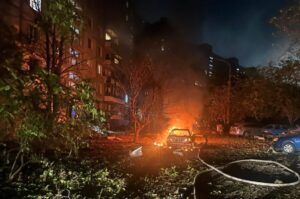 Нічні вибухи в Запоріжжі: є прильоти, кількість постраждалих зростає (ФОТО, ВІДЕО)