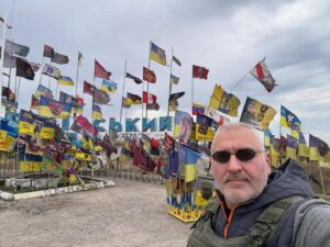 Антидронова сітка і далі кілл-зона: Марк Фейгін показав дорогу на Комишуваху (ВІДЕО)