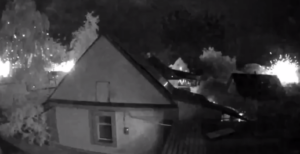 Шокуючі кадри: опубліковано відео наслідків вчорашнього обстрілу Кушугумської громади