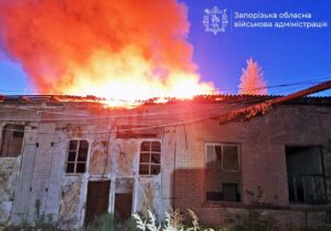 FPV-дрони, ракети, артилерія: куди поцілили росіяни в Запорізькій області (ФОТО)