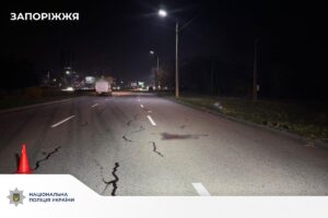 У Запоріжжі шукають свідків смертельної ДТП: пішохід помер у кареті швидкої (ФОТО)