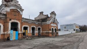 Запоріжжя-2 тримається попри війну: як зараз виглядає залізничний вокзал (ФОТО, ВІДЕО)