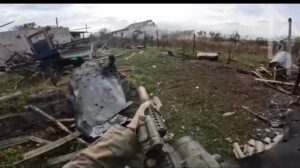 Бійці “Кракену” показали, як зачищають від росіян будинки в Степногірську (ВІДЕО)