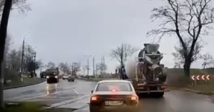 На Запорізький напрямок рухається велика колона техніки росіян (ВІДЕО)