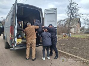 Поліція врятувала ще 14 людей: Запорізька область під сотнями обстрілів (ФОТО)