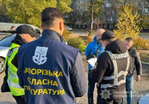 У Запоріжжі викрили інструктора, який за гроші «допомагав» скласти іспит з водіння (ФОТО)