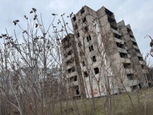 В Запорожье продают недостроенную многоэтажку: как она выглядит и сколько стоит (ФОТО)