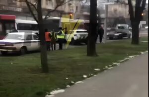 В Запорожье произошло ДТП с участием автобуса и полицейского авто (ВИДЕО)