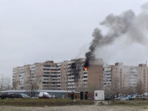 Наслідки вибухів у Запоріжжі: пошкоджений будинок(ФОТОРЕПОРТАЖ)