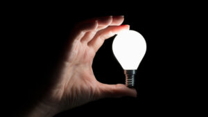 Більше електроенергії: коли для запоріжців полегшаться графіки відключення світла