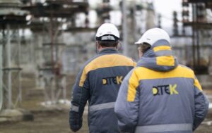 По 13-16 годин без світла: в ДТЕК пояснили, чому збільшилася кількість відключень