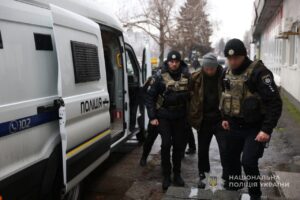 У Запоріжжі затримали грабіжника, який 10 років переховувався від поліції (ФОТО)