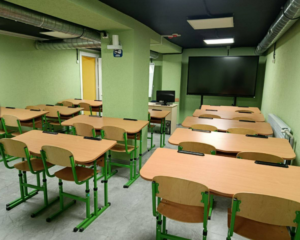 Шість закладів освіти Запоріжжя готують до очного навчання у змішаному режимі (ФОТО)