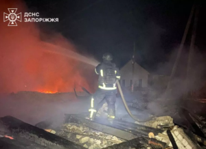 За сутки спасатели ликвидировали два пожара в Запорожье: имеется погибший (ФОТО)