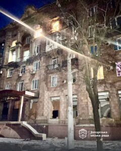 Ночная атака на Запорожье: один человек ранен, зафиксированы разрушения (ФОТО)