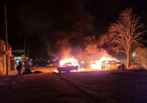 Патрульні показали перші хвилини після ворожого влучання по Запоріжжю 3 лютого (ВІДЕО)