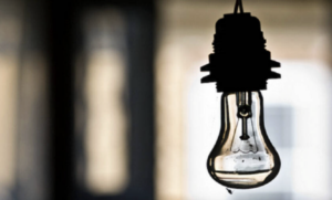 Енергетична пауза: коли і де в Запоріжжі вимкнуть електропостачання 11 лютого