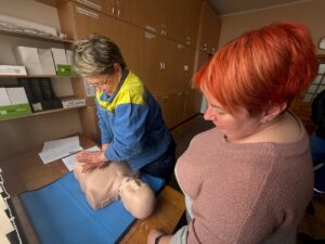 Під прицілом дронів: у «Запоріжжяобленерго» навчають рятувати життя