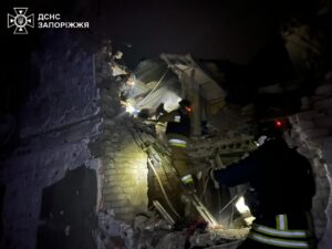 Подробности ударов КАБами по Заречному: погибших извлекали из-под завалов (ФОТО)