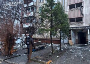 Прокуратура показала последствия комбинированного обстрела Запорожья (ФОТО)