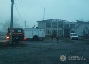 У Новомиколаївці безпілотник поцілив у магазин: що відомо
