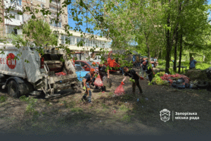У Запоріжжі оголосили весняну толоку: містян закликають долучитися до прибирання