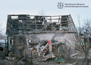 Почти 600 ударов за сутки: российские войска атаковали 32 населенных пункта в Запорожской области