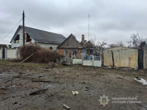 Из прифронтовых сел Запорожской области эвакуировали людей, в том числе детей (ФОТО)