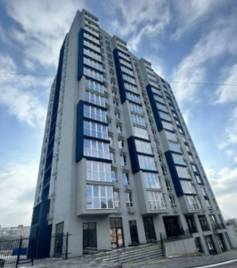 У Запоріжжі виставили на торги однокімнатну квартиру площею понад 100 кв. м: подробиці аукціону (ФОТО)