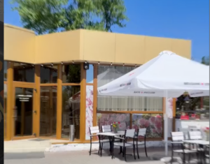 У центрі Запоріжжя закрився ресторан, який працював менше року (ФОТО)