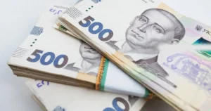 Кто в Запорожье получит 1500 грн уже в апреле: полный список