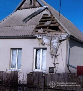 Массированная атака по Запорожской области: за сутки 962 удара и десятки поврежденных домов