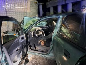 У Запоріжжі під час комендантської години сталася ДТП (ФОТО)