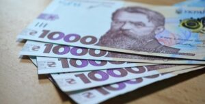В апреле в Запорожье можно получить до 3000 грн: кто имеет право на получение