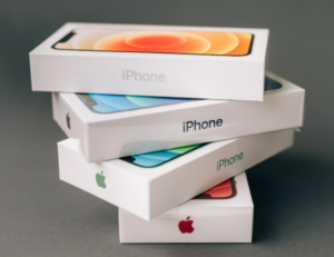 У Запоріжжі з аукціону продали конфіскований iPhone: деталі торгів (ФОТО)