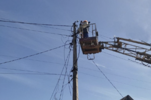 Более 3,3 тысячи семей снова с электроэнергией: в Запорожской области восстановили электроснабжение