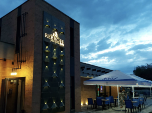 На Набережній у Запоріжжі знову запрацює реберня Rebroff Ribs House (ФОТО)