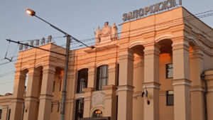 Два популярных поезда до Запорожья переходят на ежедневный график