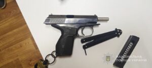 В Запорожье задержали мужчину, стрелявшего в несовершеннолетнего студента (ФОТО)