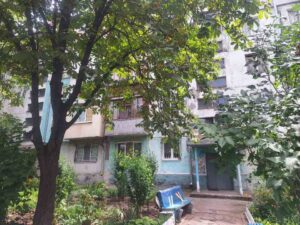 В Запорожье из-за долгов с аукциона продают арестованную двухкомнатную квартиру (ФОТО)