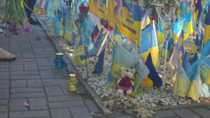 В Запорожье в День отца почтили память родителей павших героев (ФОТО, ВИДЕО)