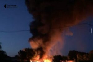 Ворог вдарив по ще одній АЗС в Запоріжжі (ФОТО, ВІДЕО)