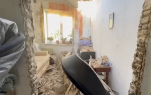 Как выглядит дом в Запорожье, на который упал вражеский БПЛА (ФОТО, ВИДЕО)
