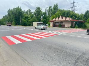 Изменение схемы движения в Запорожье и обновление дорожной разметки на трассах: что следует знать водителям (Фото)