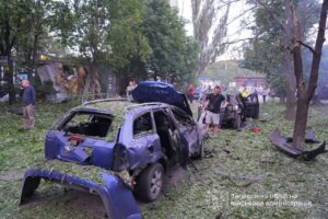 Шахед атакував житловий район у Запоріжжі 4 червня (ФОТО, ВІДЕО)