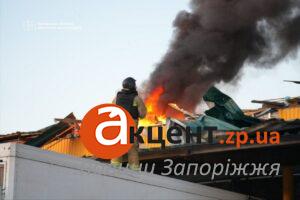 Запоріжжя за вечір атакували КАБами та реактивними «Шахедами»: спалахнули великі пожежі (ФОТО, ВІДЕО)